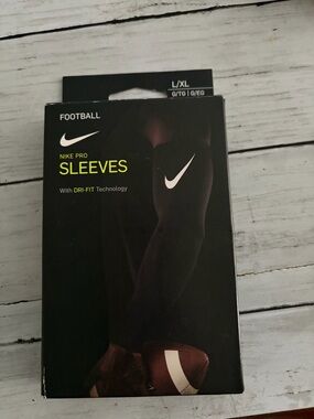 Nike Pro Dri-fit football sleeves size L/XL